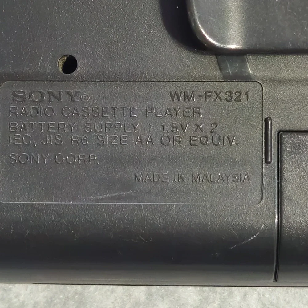 Sony‎ Walkman AM/FM Radio Cassette Tape Player WM-FX321